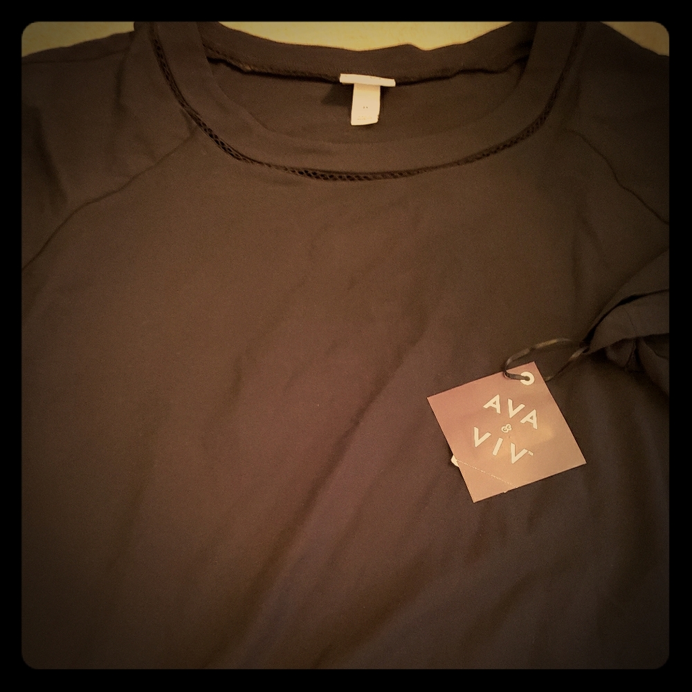 Short sleeved blouse